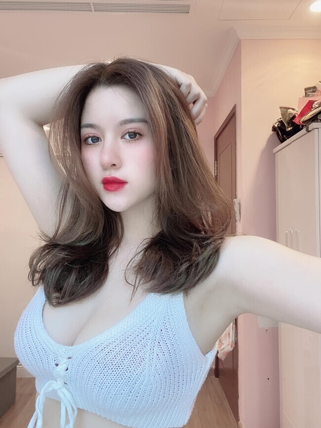 Nguyễn Thanh Hải - hotgirl với sở thích khoe vòng 1 đẫy đà 31 Nguyen Thanh Hai 03