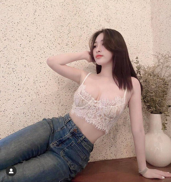 Vũ Thị Ngọc Khánh diện bikini khoe thân hình nóng bỏng 18+ 37 Vu Thi Ngoc Khanh 02