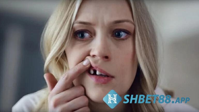 Nằm mơ thấy rụng răng có điềm báo gì? Đánh số mấy? 8 Nằm mơ thấy rụng răng đánh số mấy trúng lớn?